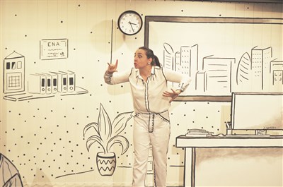 Photo 1 de Blandine Bonelli dans L'AnoMalie