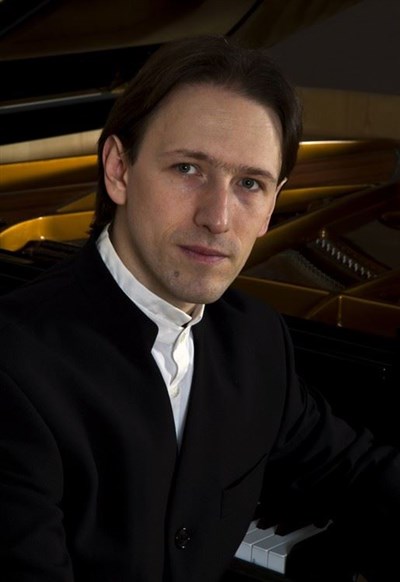 Photo 2 de Récital du pianiste Antoine Bouvy : Mozart, Liszt et Debussy