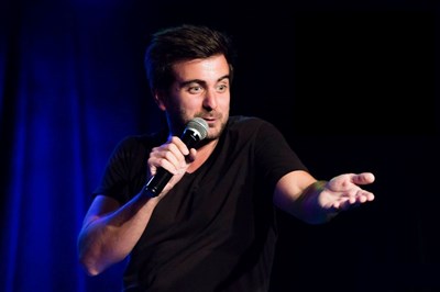Photo 1 de Jean-Baptiste Mazoyer dans Reconnecté