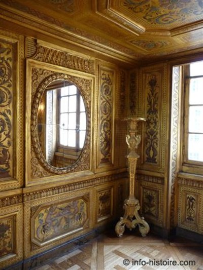 Photo 2 de Visite guidée de L'hôtel de Lauzun et l'île Saint Louis | avec Michel Lhéritier