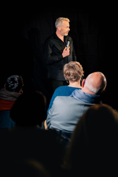 Photo 4 de Olivier Monin dans Le Syndrome du Pigeon