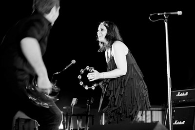 Photo 1 de Aurelie Cabrel - A la même chaîne