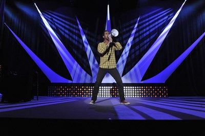 Photo 2 de Daniel Camus dans Adopte