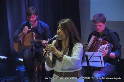 Photo 1 de Patricia Gomez - folklore Argentin