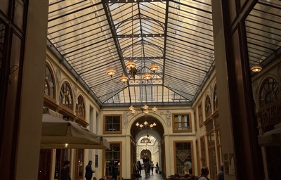 Photo 2 de Visite guidée : Les passages connus ou secrets de Paris | par Interkultur Paris