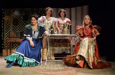 Photo 1 de Les Petites Femmes de Maupassant