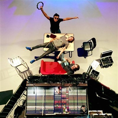 Photo 1 de Fishbach + Space Alligators