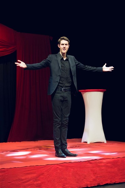 Photo 3 de William Arribart Magic Show