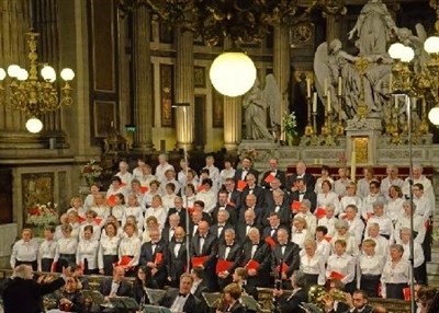 Photo 1 de Mozart : Requiem avec le choeur et orchestre de Paul Kuentz