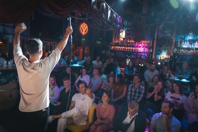 Photo 2 de West Side Comedy Club