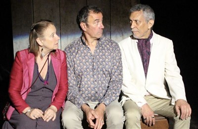 Photo 1 de Vincent, son mari et sa femme