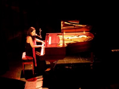 Photo 1 de Dans mon piano