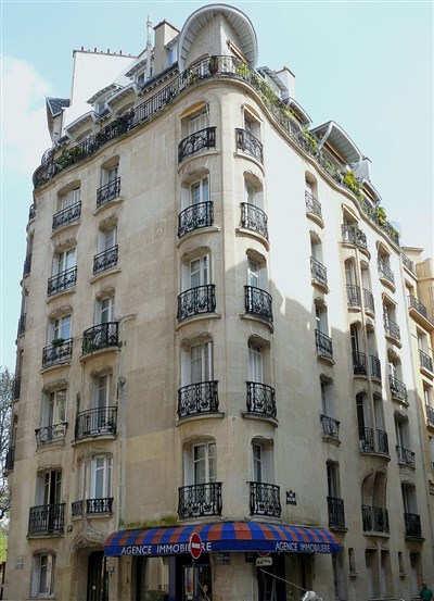 Photo 2 de Visite guidée : Guimard à Auteuil de l'hôtel Mezzara au Castel Béranger | par Pierre-Yves Jaslet