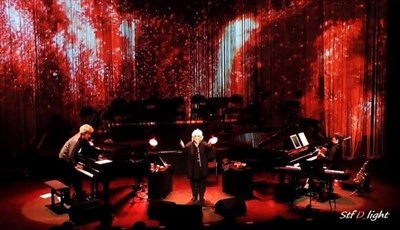 Photo 2 de Catherine Lara en trio