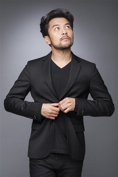Photo 3 de Karim Duval dans Y