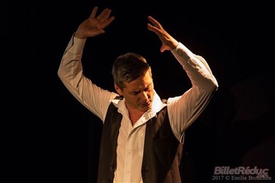 PHOTO1