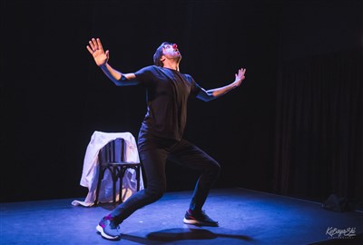Photo 3 de Matthieu Penchinat dans Qui fuis-je ?