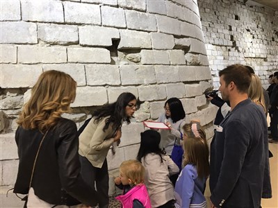Photo 9 de Visite guidée Enfants : Oeuvres majeures du Louvre | par ParisInTour