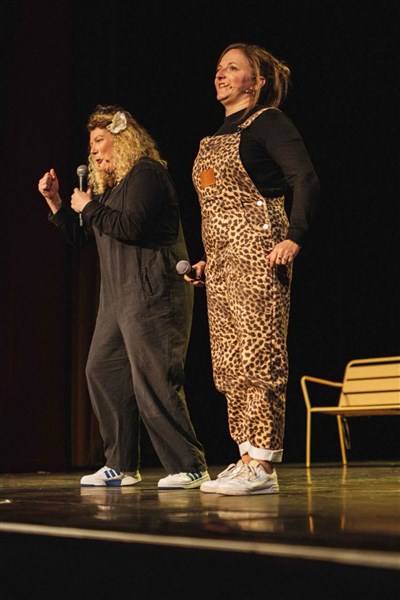 Photo 2 de Low Coachs : spectacle 100% improvisé