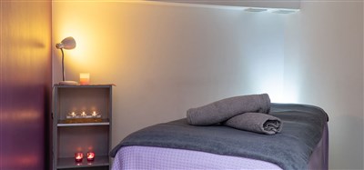 Photo 2 de Massage personnalisé aux huiles Bio et détente shiatsu aux pierres de jade - 1h