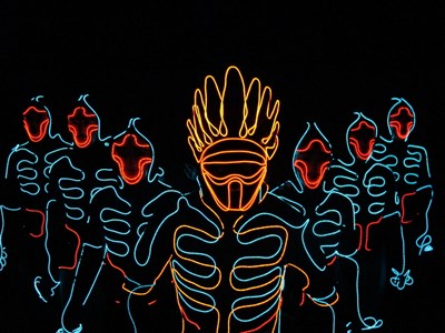 Photo 1 de Lights in the dark | par E.L Squad