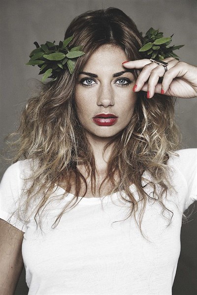 Photo 4 de Ariane Brodier dans Mytho