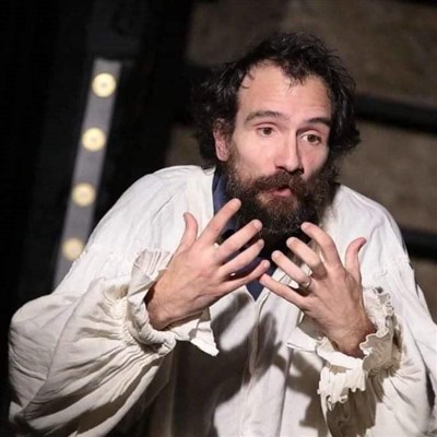 Photo 1 de Antoine Lucciardi dans L'élégance du bâtard