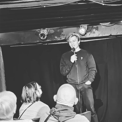 Photo 7 de No Name Comedy Club