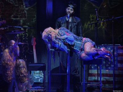 Photo 2 de Hedwig and the Angry Inch