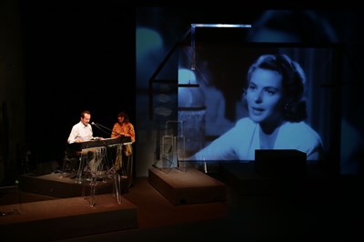 L'HOMME DE SCHRÖDINGER spectacle de Samuel SENE avec Juliette BEHAR et Julien Ratel Artistic Théâtre