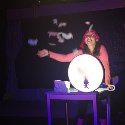 Photo 2 de Un lutin dans la lune
