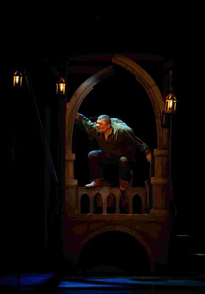 Photo 2 de Quasimodo, le sonneur de Notre-Dame