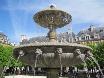 Photo 1 de Visite guidée : Les jardins du marais, hôtels classés et ruelles secrètes | Par Artémise