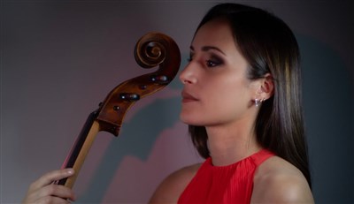Photo 1 de Julie Sevilla-Fraysse, violoncelle et l'Orchestre de la Garde Républicaine