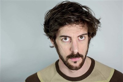 Photo 1 de Matthieu Penchinat dans Tout seul comme un grand