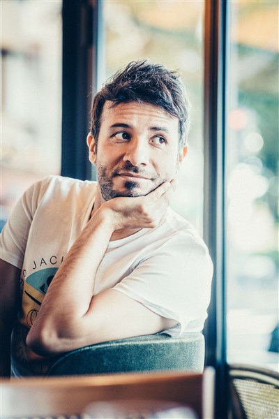 Photo 1 de Laurent Barat dans Écran total