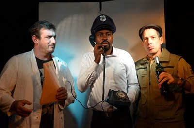 Photo 3 de Réveillon avec des Inconnus dans l'Impasse