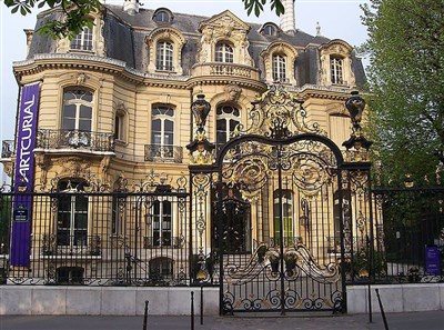 Photo 1 de Visite guidée : Triangle d'or et Champs-Elysées : luxe, célébrités et illuminations | par Mireille Gardon