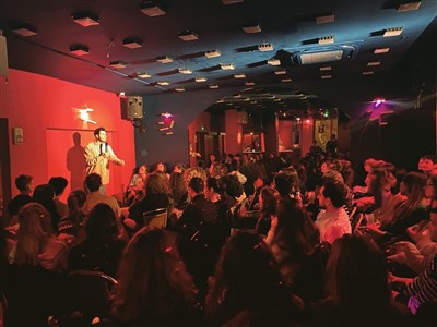 Photo 1 de Montmartre Comedy Club