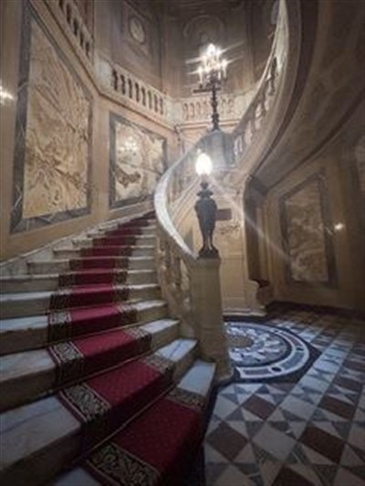 Escalier de l’hotel de la Paiva
