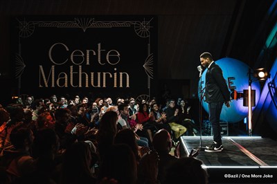 Photo 3 de Certe Mathurin dans Tout s'explique !