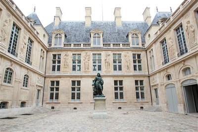 Photo 4 de Visite guidée: Le musée Carnavalet, histoire de Paris | par Michel Lhéritier