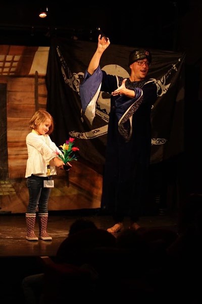 Photo 3 de Les aventures extraordinaires du Capitaine Crochu