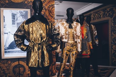Photo 6 de Gianni Versace Retrospective