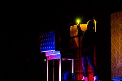 Photo 2 de Vie de grenier, le spectacle magique