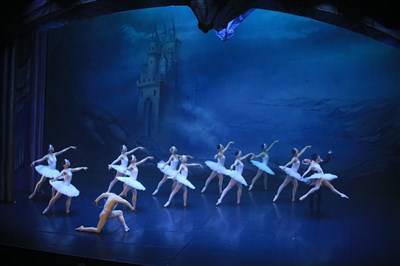 Photo 2 de Le Lac Des Cygnes | The Ukrainian Ballet of Odessa
