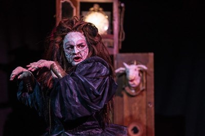 Photo 1 de Byba Youv, la sorcière qui rêvait d'être une chèvre