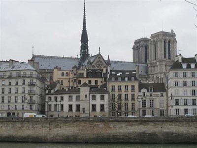 Photo 1 de Visite guidée : l'Ile de la Cité autour de Notre-Dame (extérieur) | par Pierre-Yves Jaslet
