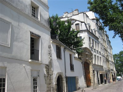 Rue Saint-Julien-le-Pauvre