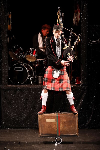 Photo 4 de Les Mangeurs de Lapin | Opus 2
